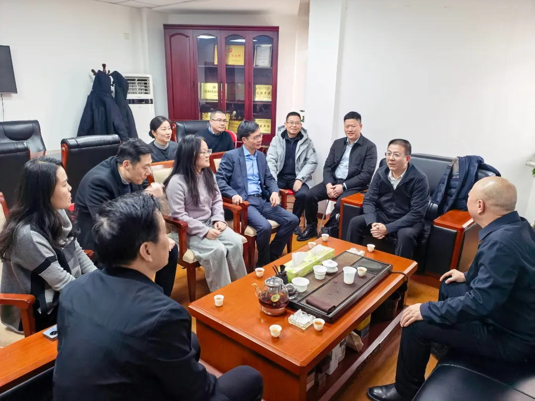 省信访联席办领导赴京看望慰问省驻京信访工作组